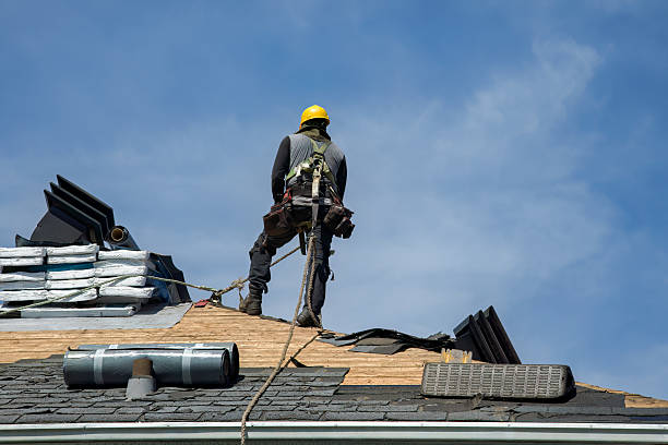 Professional Gutter Installation technician working in Saint Catharine, KY